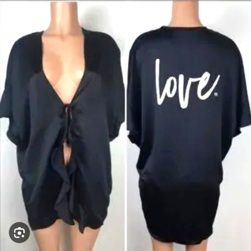 Victoria's Secret Black Tie-Front Cover-Up Kimono Style Robe Text One Size